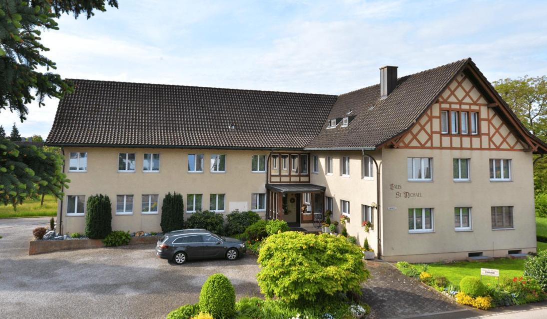 Haus St.Michael Hotel Dozwil Bagian luar foto