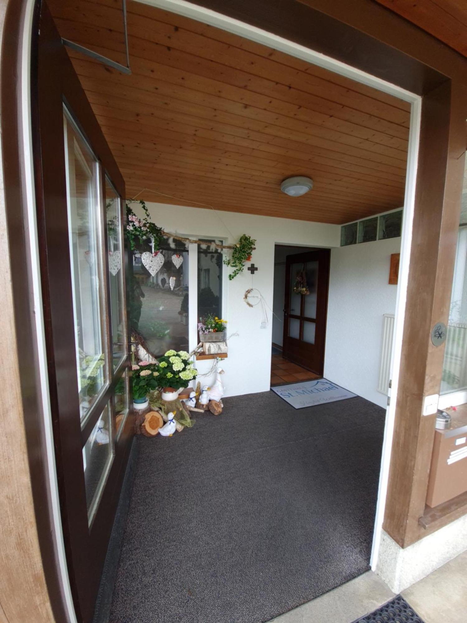 Haus St.Michael Hotel Dozwil Bagian luar foto
