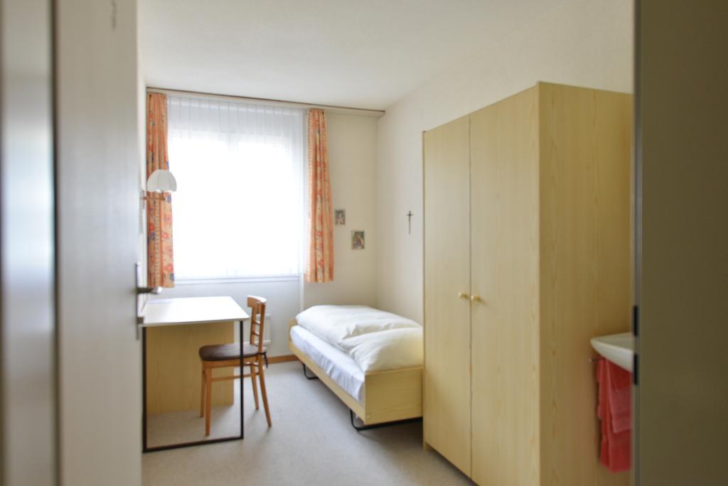 Haus St.Michael Hotel Dozwil Ruang foto