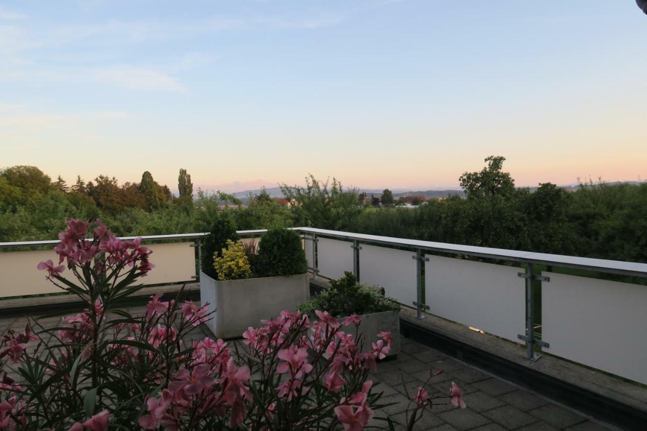 Haus St.Michael Hotel Dozwil Bagian luar foto